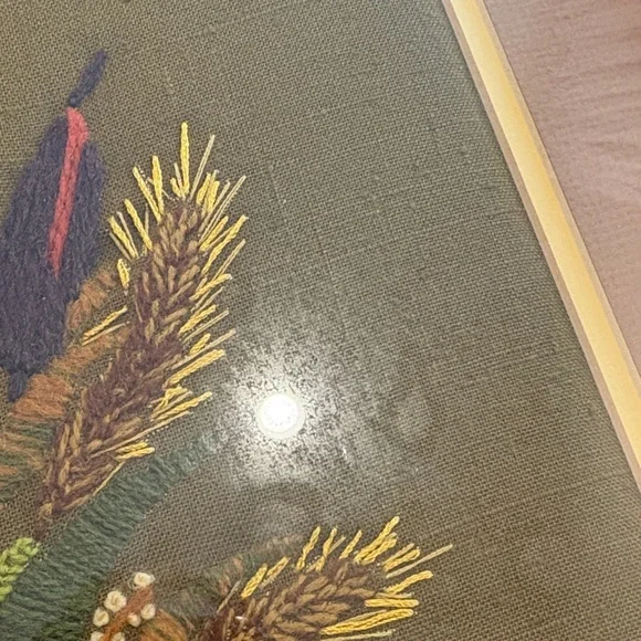 VTG Floral Crewel Embroidery Wall Art - Picture 8 of 8